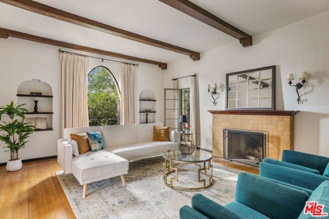 2254 Glendon Avenue, Los Angeles, CA 90064