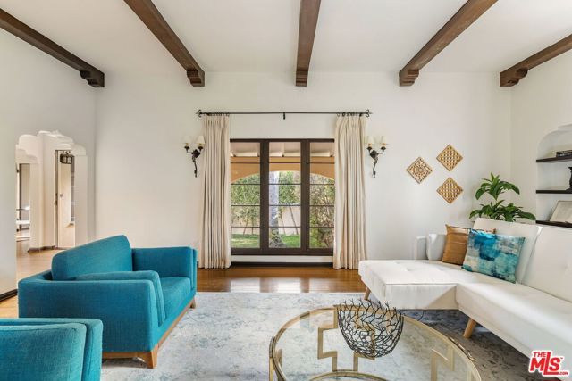 2254 Glendon Avenue, Los Angeles, CA 90064