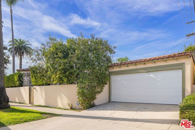 2254 Glendon Avenue, Los Angeles, CA 90064