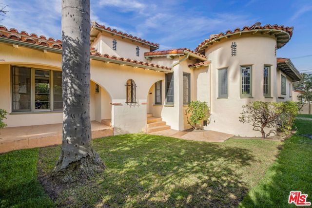 2254 Glendon Avenue, Los Angeles, CA 90064