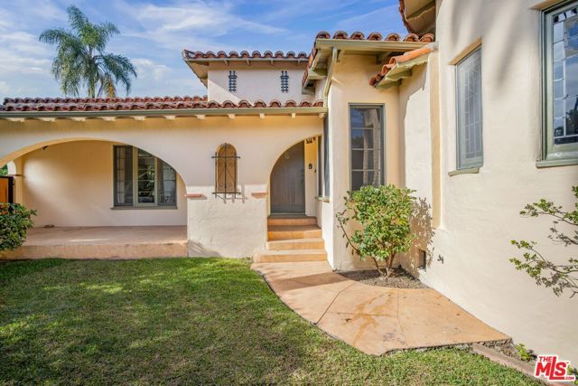 2254 Glendon Avenue, Los Angeles, CA 90064