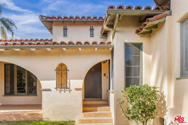 2254 Glendon Avenue, Los Angeles, CA 90064