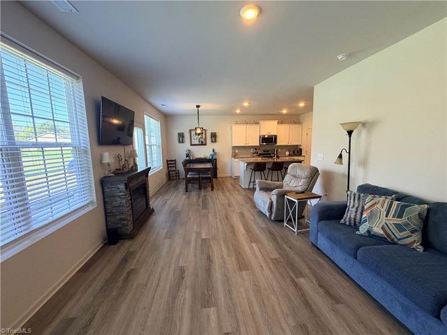 8117 Reynolda Road, Pfafftown, NC 27040