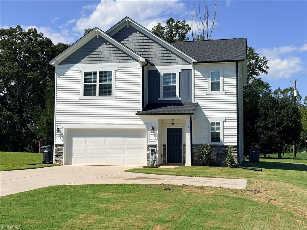 8117 Reynolda Road, Pfafftown, NC 27040