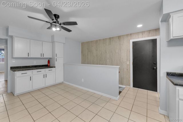 26211 Ross Street, Inkster, MI 48141