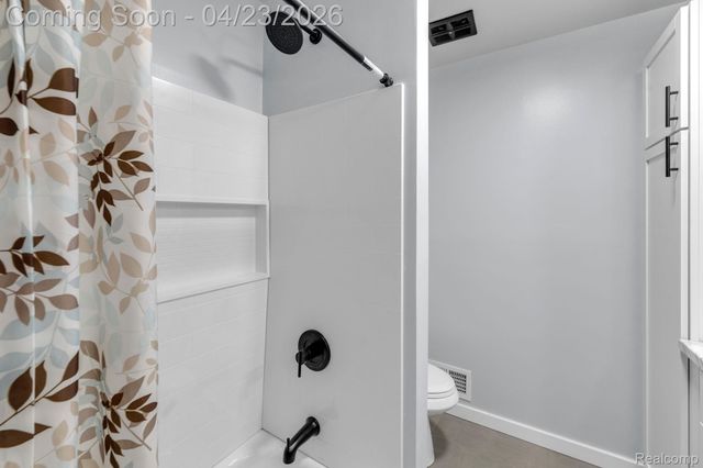26211 Ross Street, Inkster, MI 48141