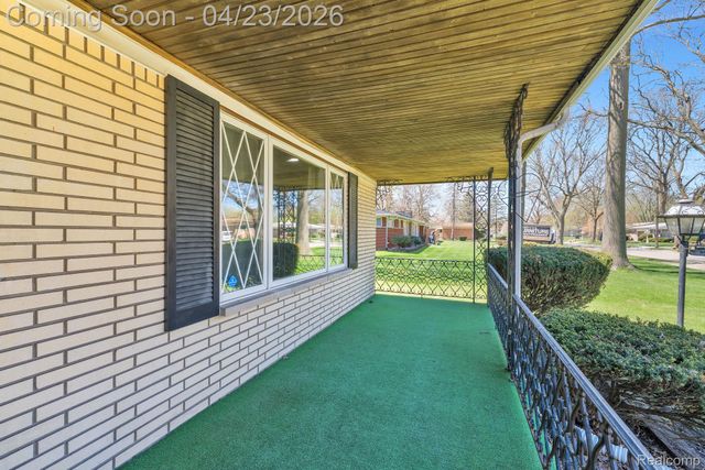 26211 Ross Street, Inkster, MI 48141