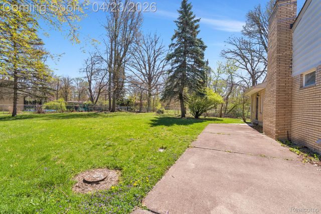 26211 Ross Street, Inkster, MI 48141