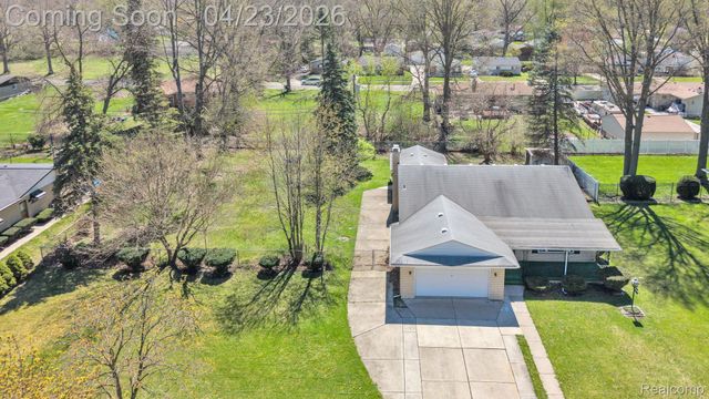 26211 Ross Street, Inkster, MI 48141