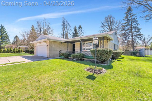 26211 Ross Street, Inkster, MI 48141