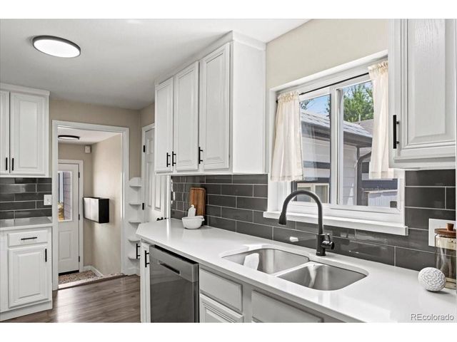 4822 S Grant St, Englewood, CO 80113