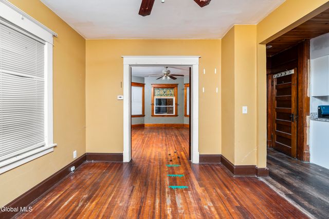 969 Vischer Avenue, Rotterdam, NY 12306