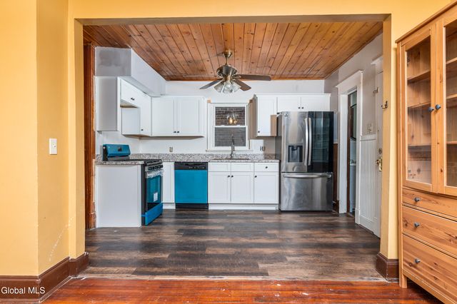 969 Vischer Avenue, Rotterdam, NY 12306