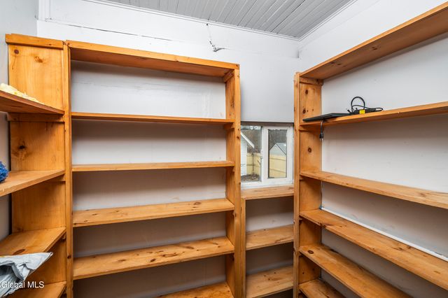 969 Vischer Avenue, Rotterdam, NY 12306