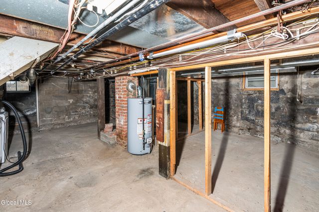 969 Vischer Avenue, Rotterdam, NY 12306