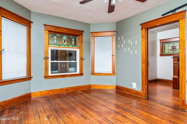 969 Vischer Avenue, Rotterdam, NY 12306