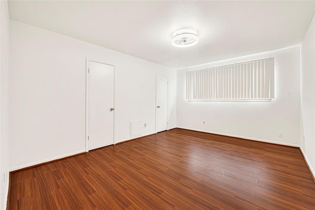 7302 Redding Road, Houston, TX 77036