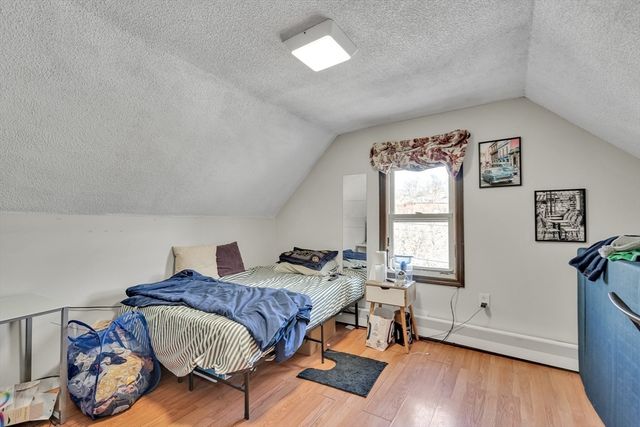 34 Summer St, Somerville, MA 02143