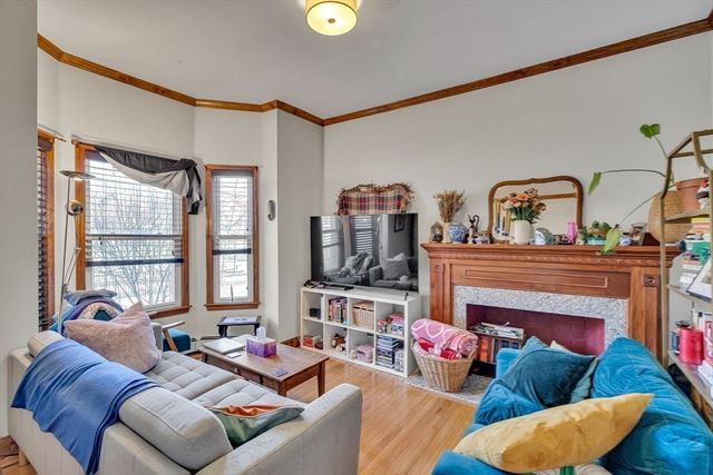 34 Summer St, Somerville, MA 02143