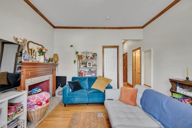 34 Summer St, Somerville, MA 02143