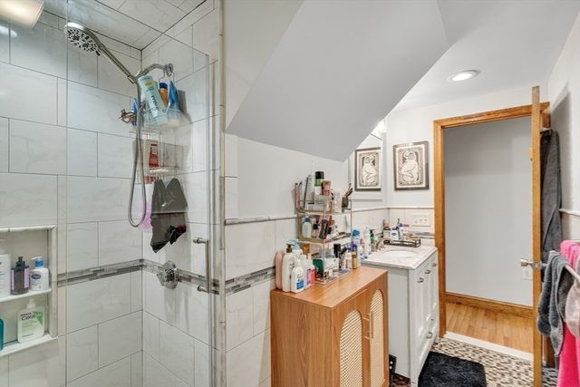 34 Summer St, Somerville, MA 02143