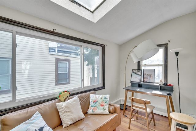 34 Summer St, Somerville, MA 02143