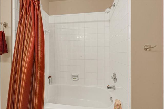 1406 Lofty Mills Drive, Houston, TX 77339