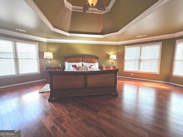 881 Creekview Bluff Way, Buford, GA 30518