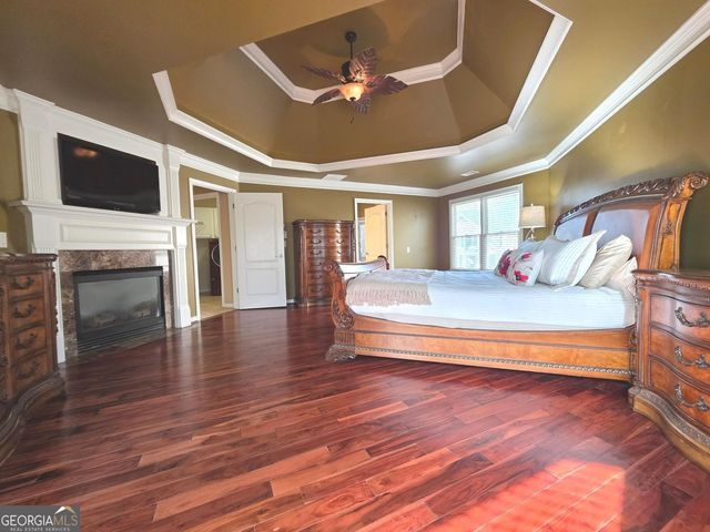 881 Creekview Bluff Way, Buford, GA 30518