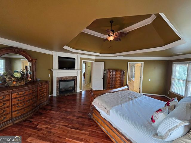 881 Creekview Bluff Way, Buford, GA 30518