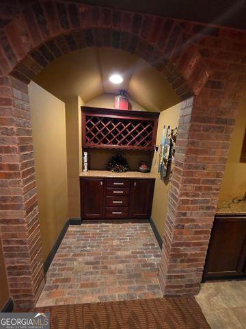 881 Creekview Bluff Way, Buford, GA 30518