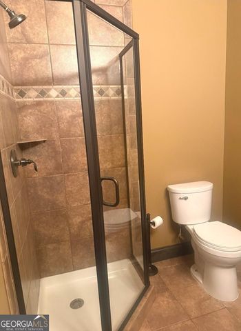 881 Creekview Bluff Way, Buford, GA 30518