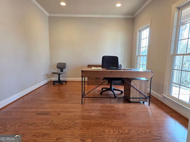 881 Creekview Bluff Way, Buford, GA 30518