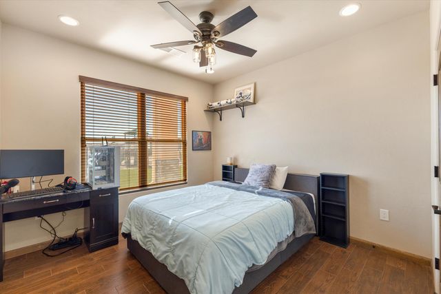 1420 20TH Avenue SE, Rio Rancho, NM 87124