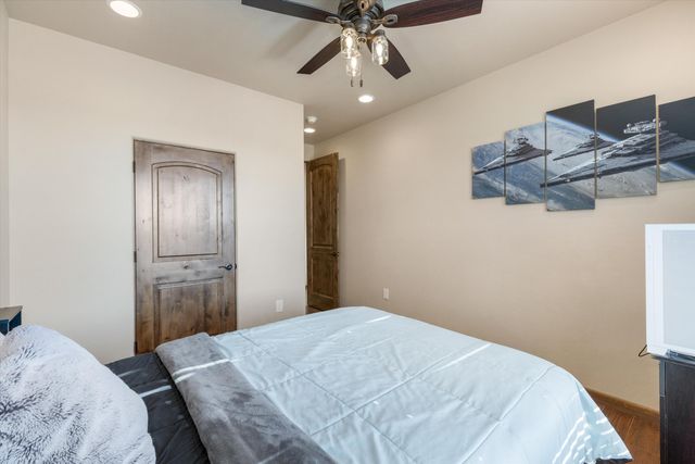 1420 20TH Avenue SE, Rio Rancho, NM 87124