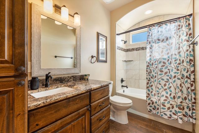 1420 20TH Avenue SE, Rio Rancho, NM 87124