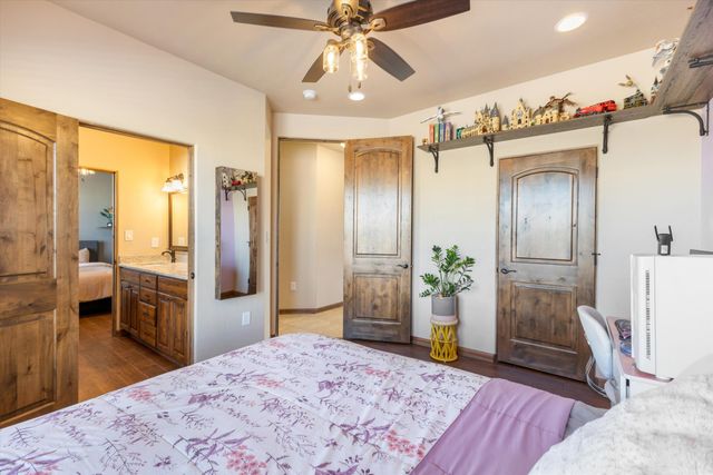 1420 20TH Avenue SE, Rio Rancho, NM 87124