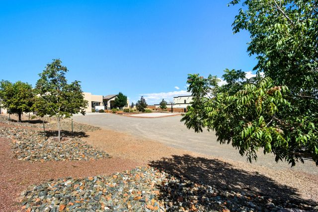 1420 20TH Avenue SE, Rio Rancho, NM 87124