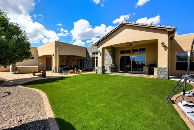 1420 20TH Avenue SE, Rio Rancho, NM 87124