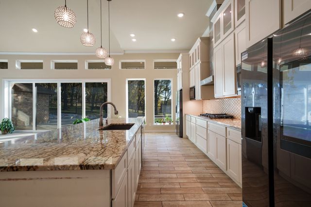 6012 Englishoak Drive, Arlington, TX 76016