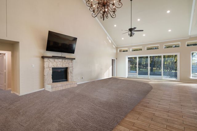 6012 Englishoak Drive, Arlington, TX 76016