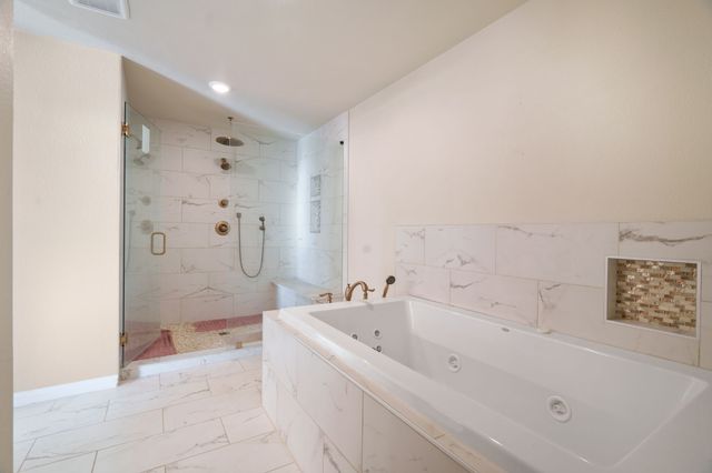 6012 Englishoak Drive, Arlington, TX 76016