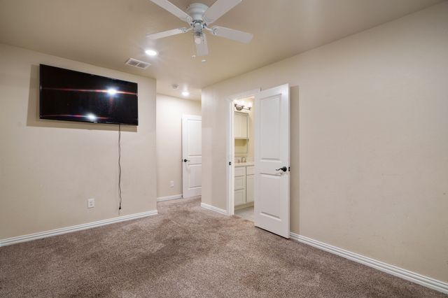 6012 Englishoak Drive, Arlington, TX 76016