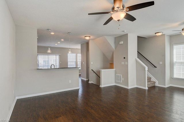 5020 Spinel ST, Virginia Beach, VA 23462