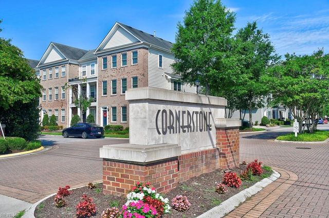 5020 Spinel ST, Virginia Beach, VA 23462