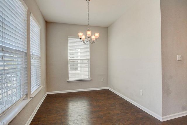 5020 Spinel ST, Virginia Beach, VA 23462