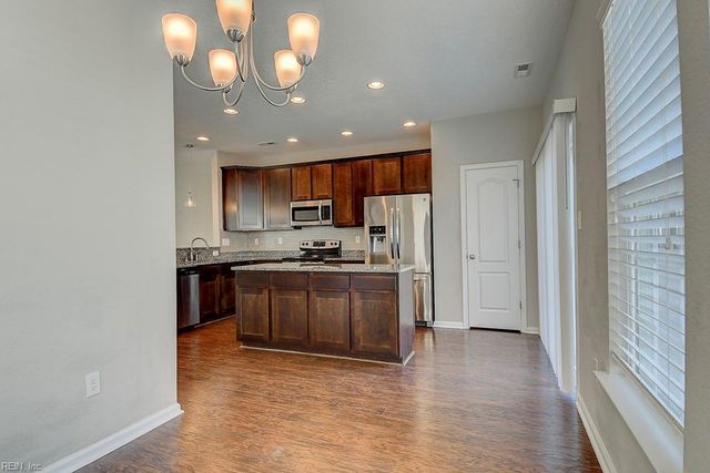 5020 Spinel ST, Virginia Beach, VA 23462