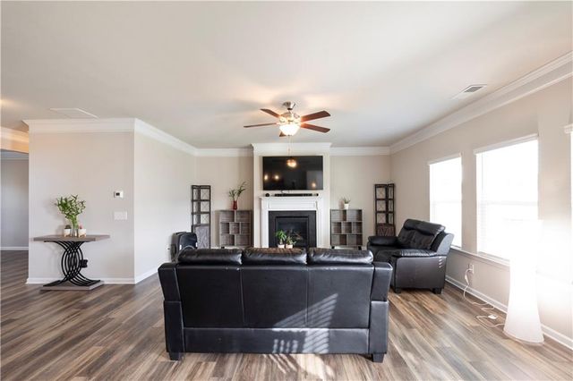 107 Hankins SW Drive, Cartersville, GA 30120