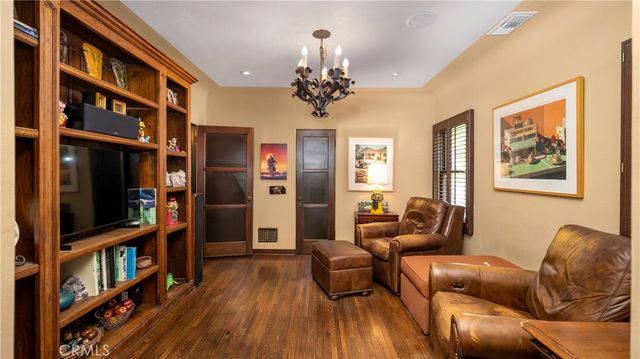 2510 N Park Boulevard, Santa Ana, CA 92706