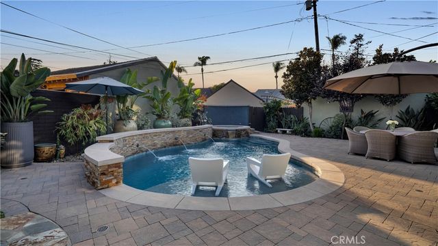 2510 N Park Boulevard, Santa Ana, CA 92706